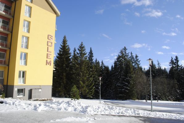 Hotel Golem a jeho okolie - Golem 12.12.2014