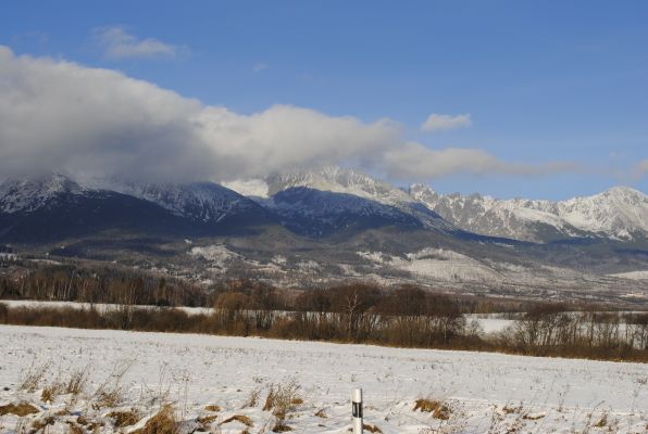 Hotel Golem a jeho okolie - pohad na Vysok Tatry z dianice