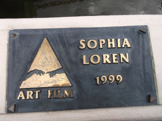 Most sl�vy- Art Film festival